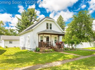 140 W Vesey St, Petersburg, MI 49270