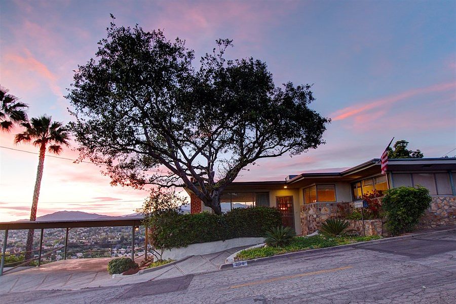 1st image of 304 Alta Vista Ave