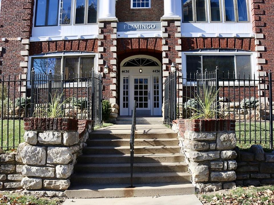 1st image of 4434 J C Nichols Pkwy Unit 1