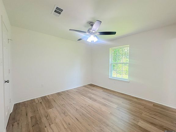 5th image of 42170 Deborah Dr