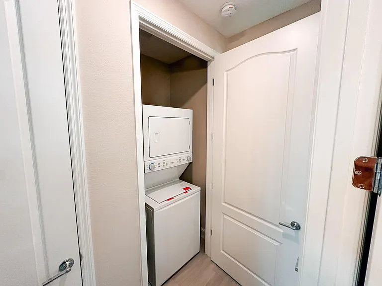 In-law suit washer and dryer