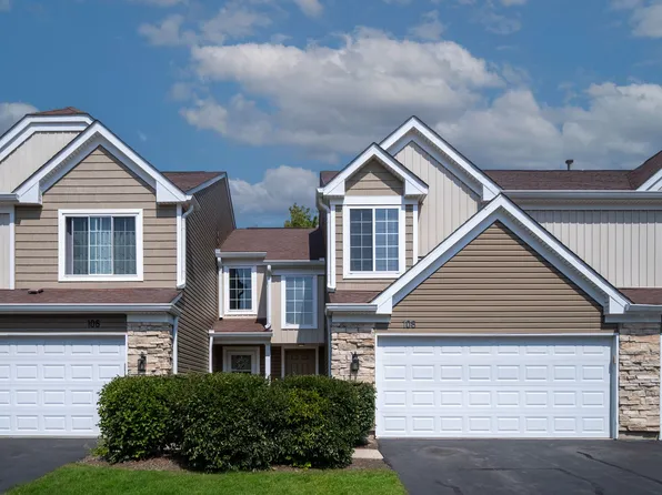 108 Cambridge Ave, Streamwood, IL 60107