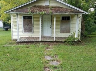 1213 Kirkman St, Greensboro, NC 27406