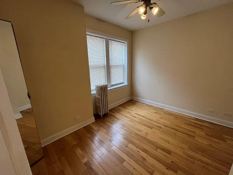 4542 W George St #2 — Photo 6