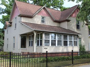 414 N Gremps St, Paw Paw, MI 49079