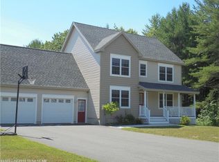 2 Blake Ave, Saco, ME 04072
