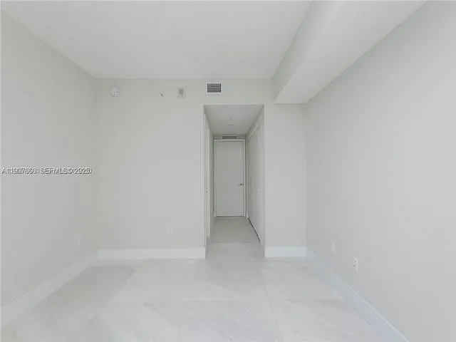 488 18th St — Photo 14