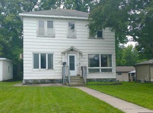 213 Summit St SW, Sleepy Eye, MN 56085