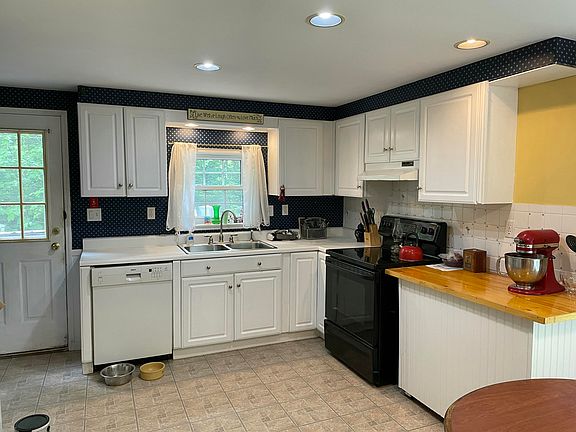 5th image of 29 Red Fern Road