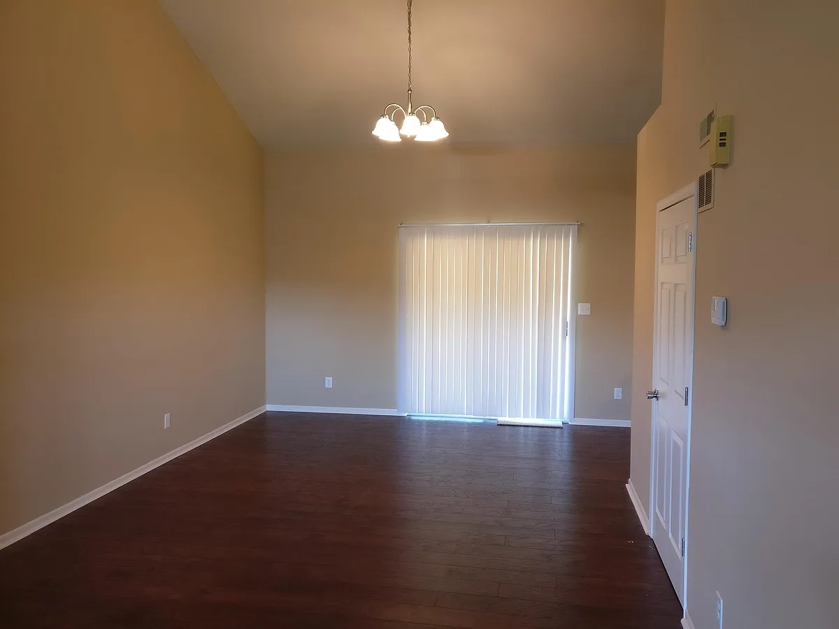Building Photo - 1705 Telluride Ln