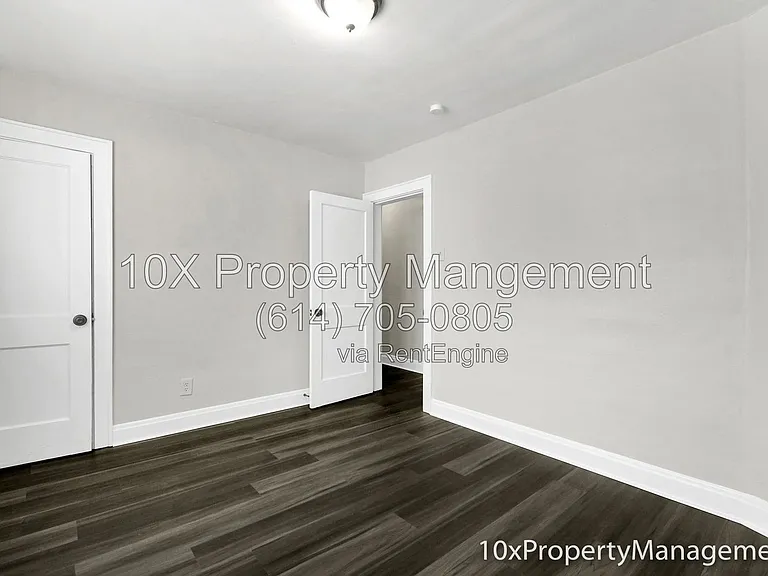 1505 Duxberry Ave — Photo 11