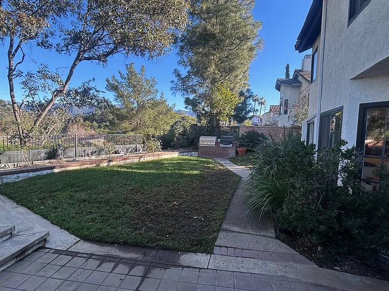 3098 Dragonfly St — Photo 31