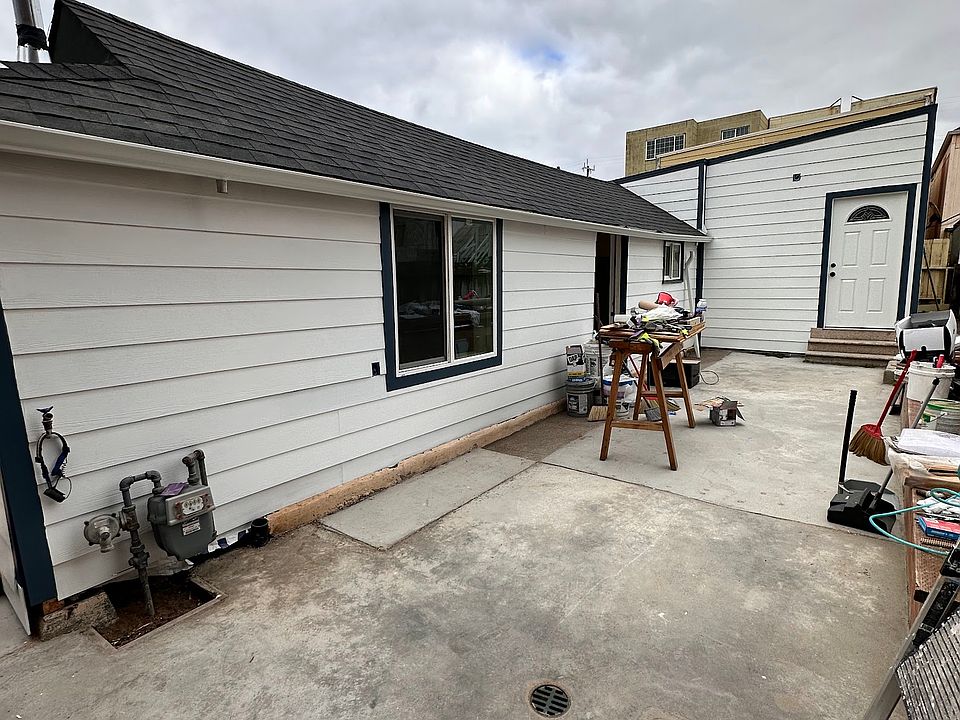 Single new detach small home with a private yard.
