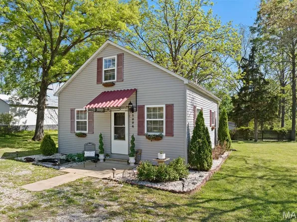 1004 N Okaw St, Okawville, IL 62271