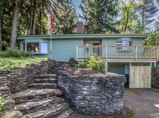 2867 Hillview Pl, Eden, NY 14057