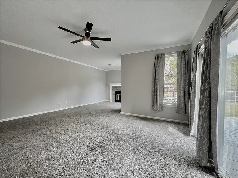 11917 Meadowfire Dr — Photo 14