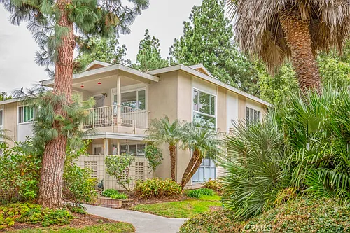 281 Avenida Carmel #Q Photo 1