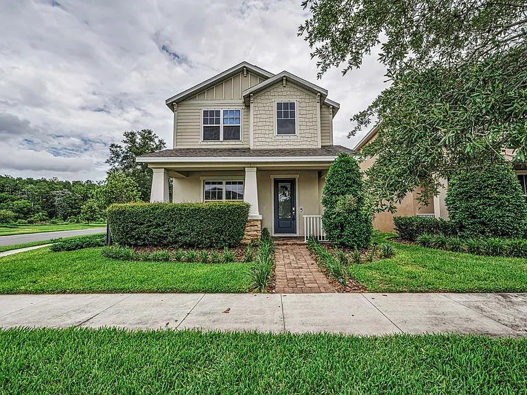 1-web-or-mls-Front Exterior 1SSR_06112026