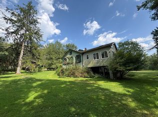 1559 Powers Run Rd, Pittsburgh, PA 15238