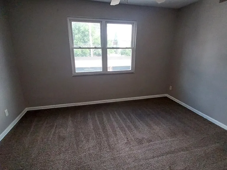 17808 Lakeshore Blvd — Photo 8