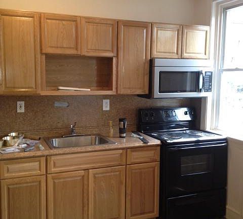 3rd image of 5720 N Lambert St #3801