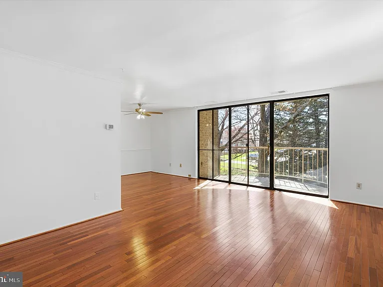 3360 Huntley Square Dr #B-1 — Photo 5