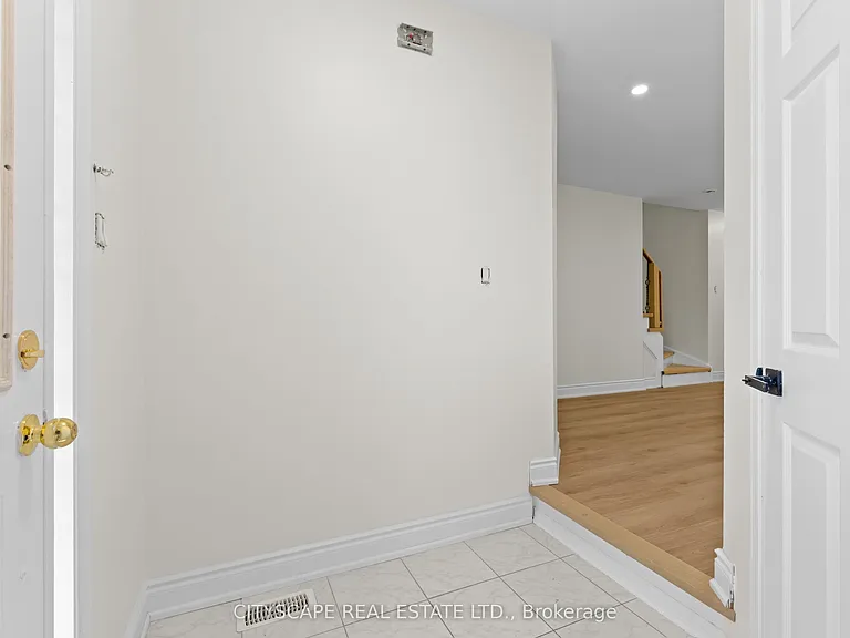 3409 McDowell Dr — Photo 5