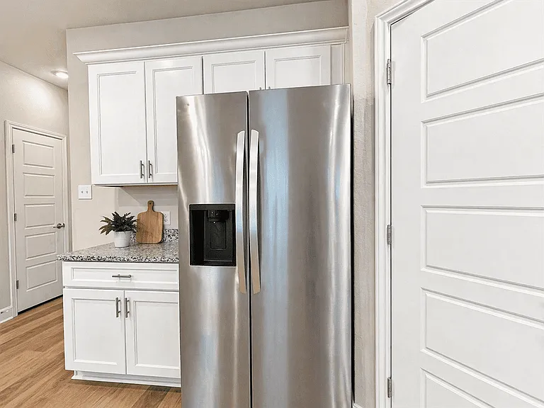 7158 Magnolia Crk #101 — Photo 4