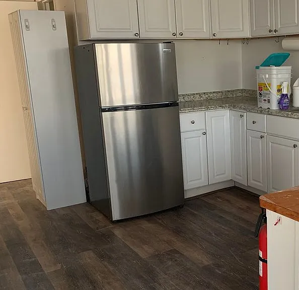 729 Riverside Dr #A — Photo 3
