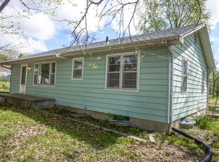 320 S Pacific St, Tipton, MO 65081