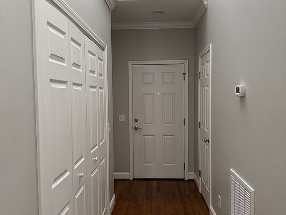 2nd image of 106 Saint James Pl