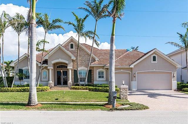 1st image of 961 Hyacinth Ct
