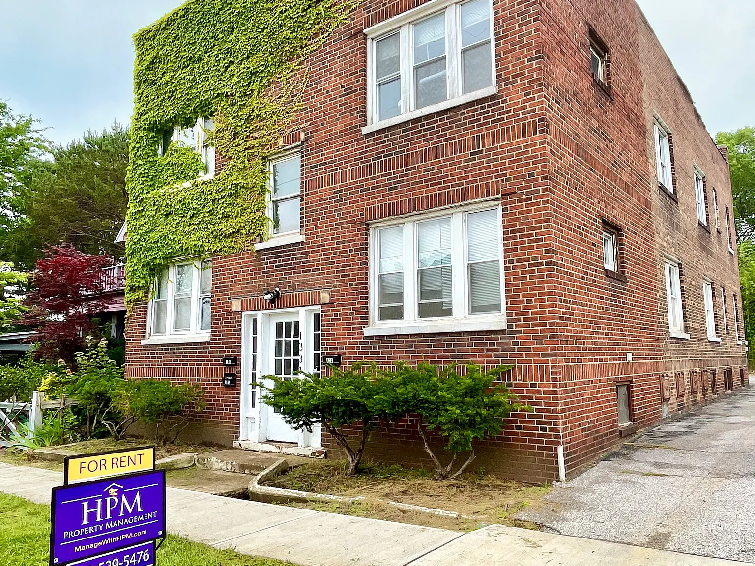 1331 W 65th St — Photo 1