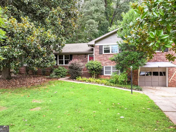 3980 Philmont Dr, Marietta, GA 30066