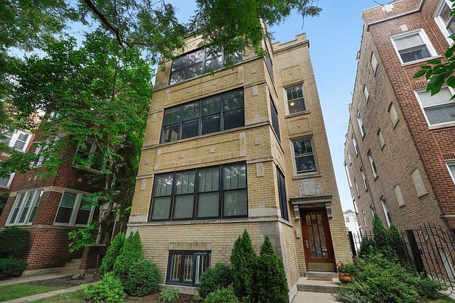 1st image of 4927 N Washtenaw Ave APT 3