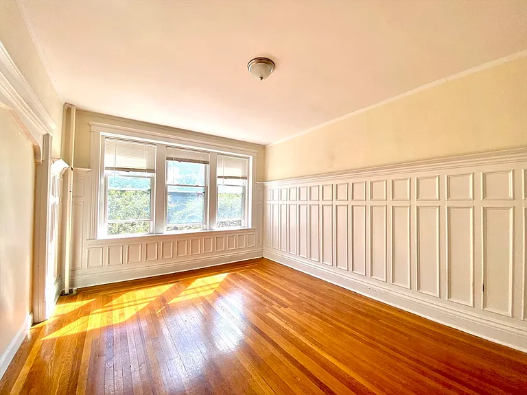 144 Coolidge St #2 — Photo 8