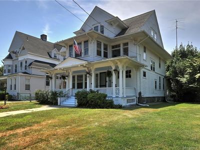 815 Clinton Avenue, Bridgeport, CT, 06604