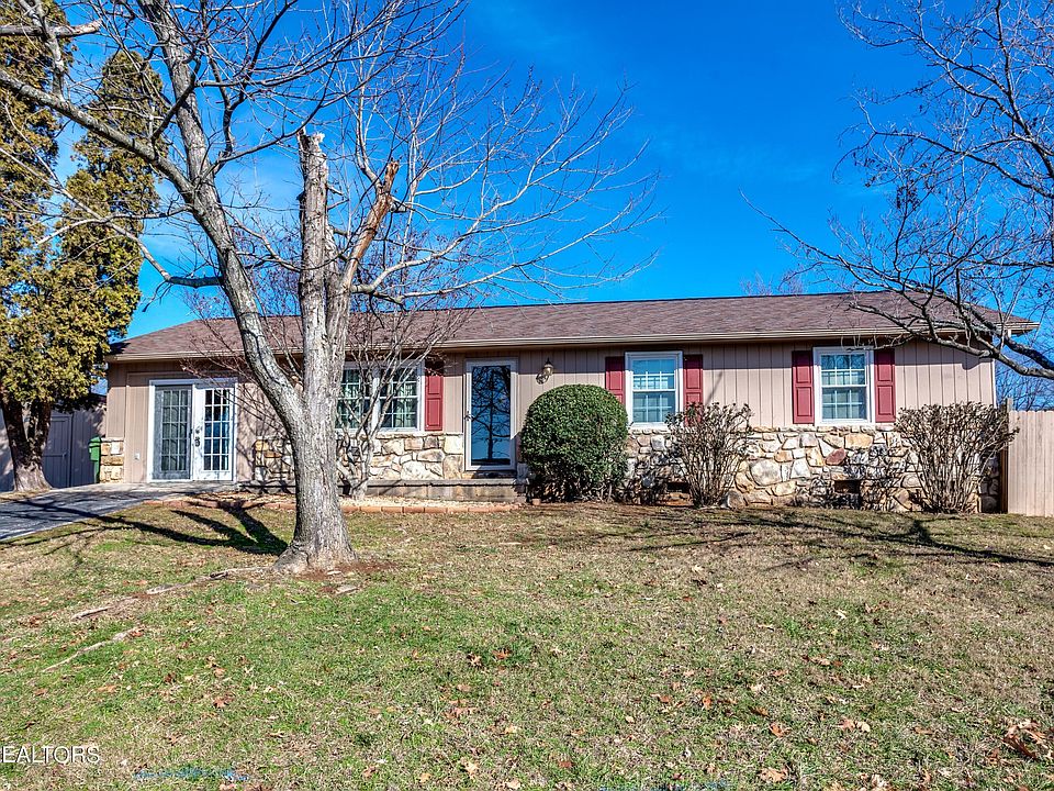 1st image of 602 Malvern Cir