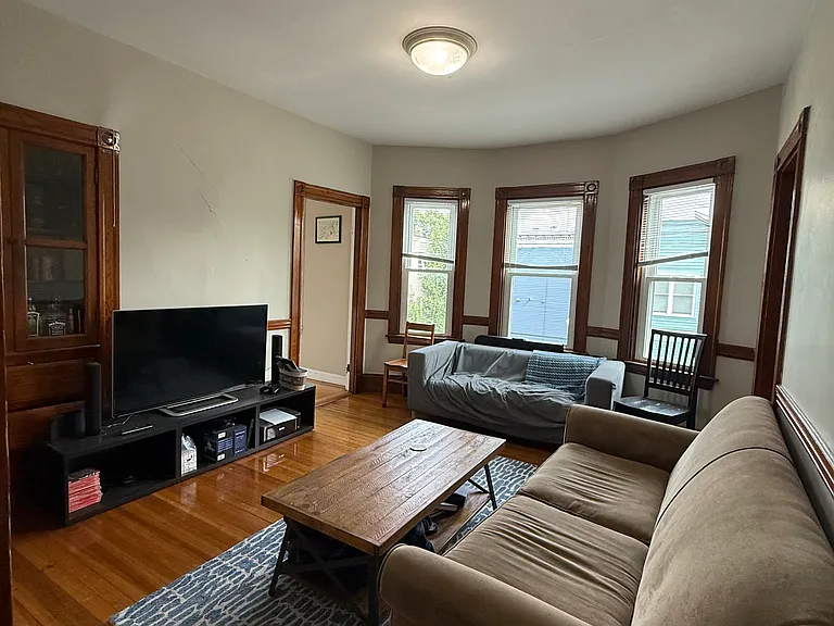 79 Beacon St #3 — Photo 7