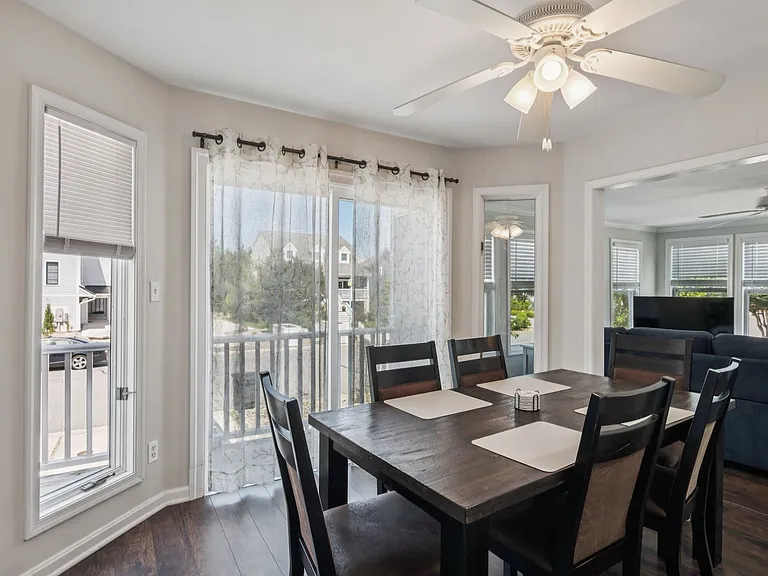 101 W Cape Shores Dr — Photo 13
