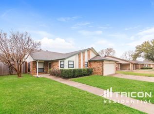 3521 Kirby Creek Dr, Grand Prairie, TX 75052