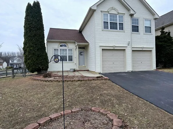 2 Kerrin Rd, Bear, DE 19701