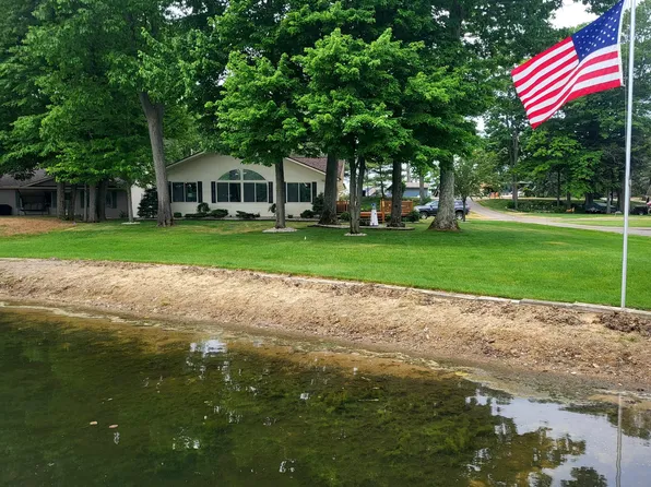 8640 Lynwood Ln, Mecosta, MI 49332