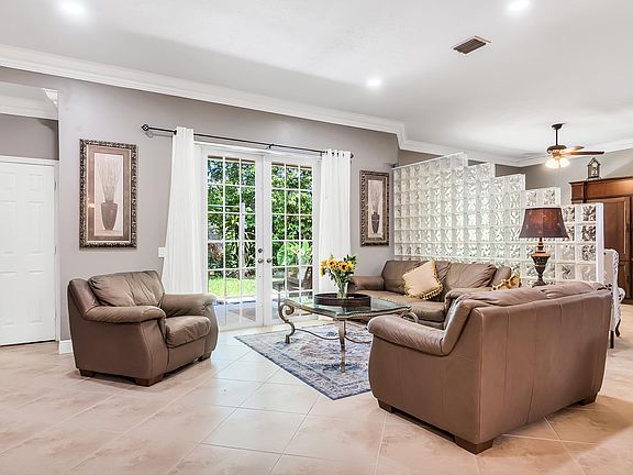 4th image of 7232 NW 58th Way