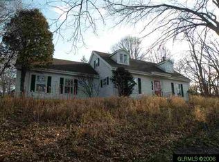 627 Hillside Ter, Ripon, WI 54971