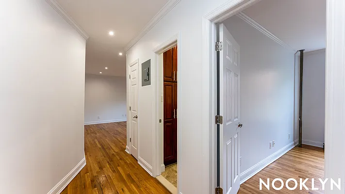 Rented by Nooklyn NYC LLC | media 20