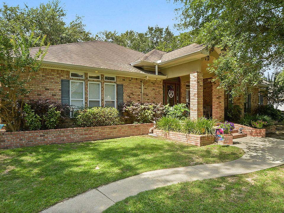 2nd image of 7819 Rushing Oaks Dr