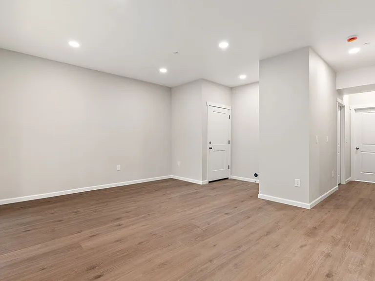 15902 52nd St E #A — Photo 11