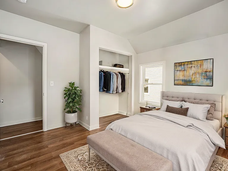 1912 S Burdick St #2 — Photo 6