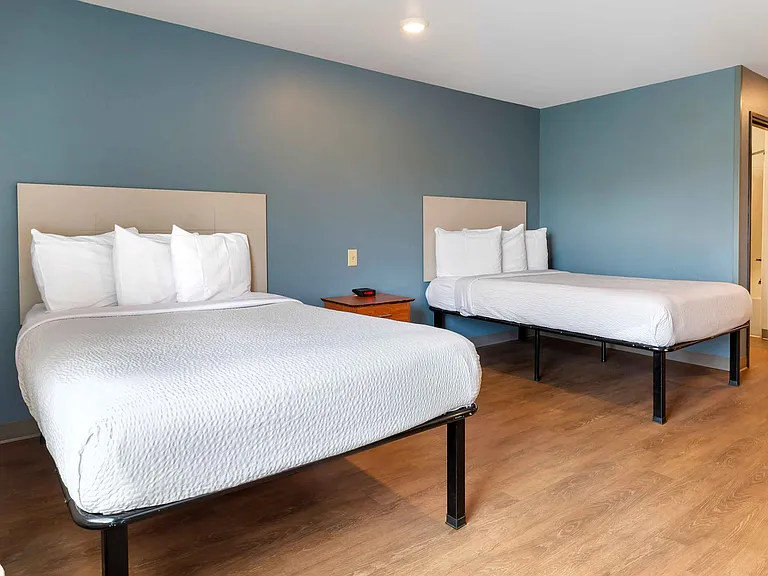Studio Suite - 2 Full Beds